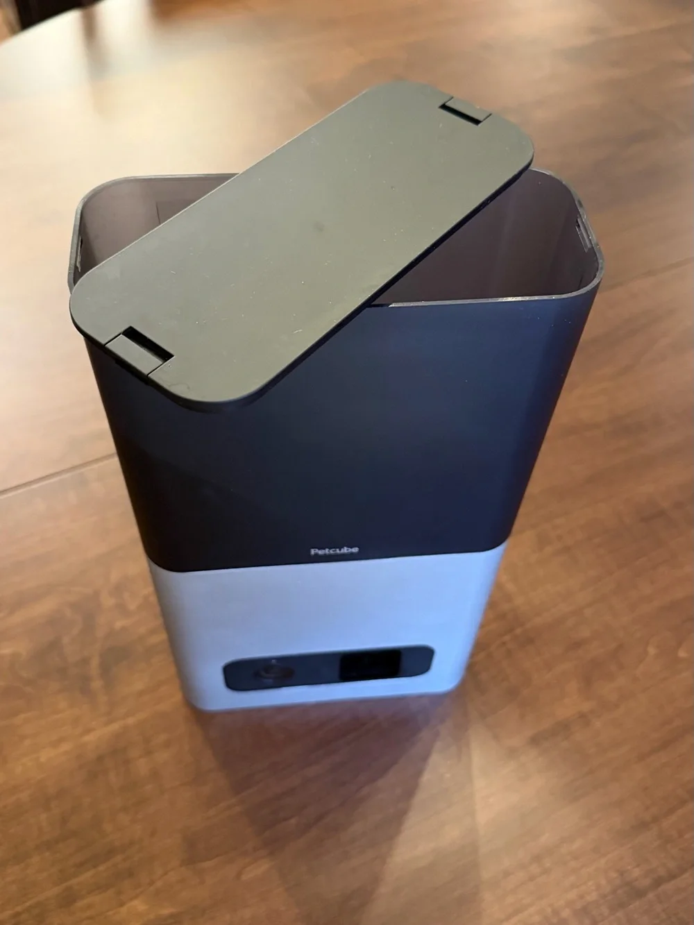 Petcube please read